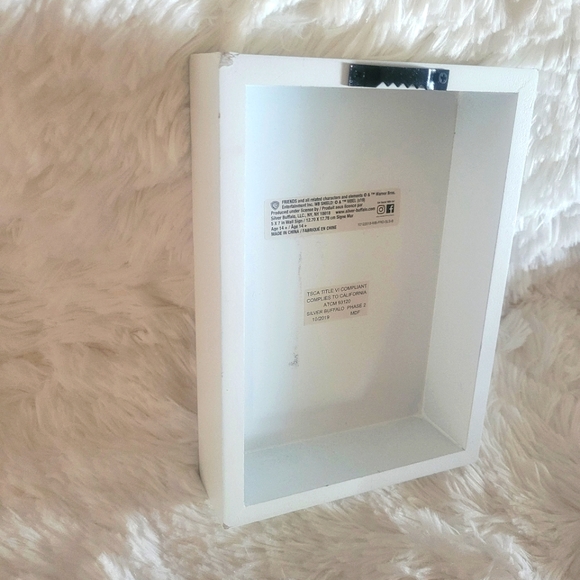 ✨️$5 Sale✨️ Friends 5x7 Wall Decor - Picture 2 of 3